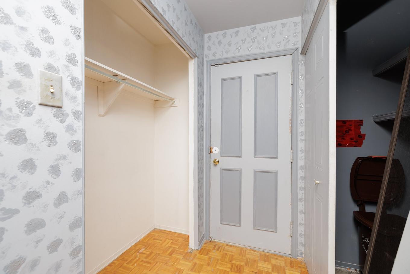 Salle de lavage - 7-1431 Rue Notre-Dame O., Montréal (Ville-Marie), QC - Indoor