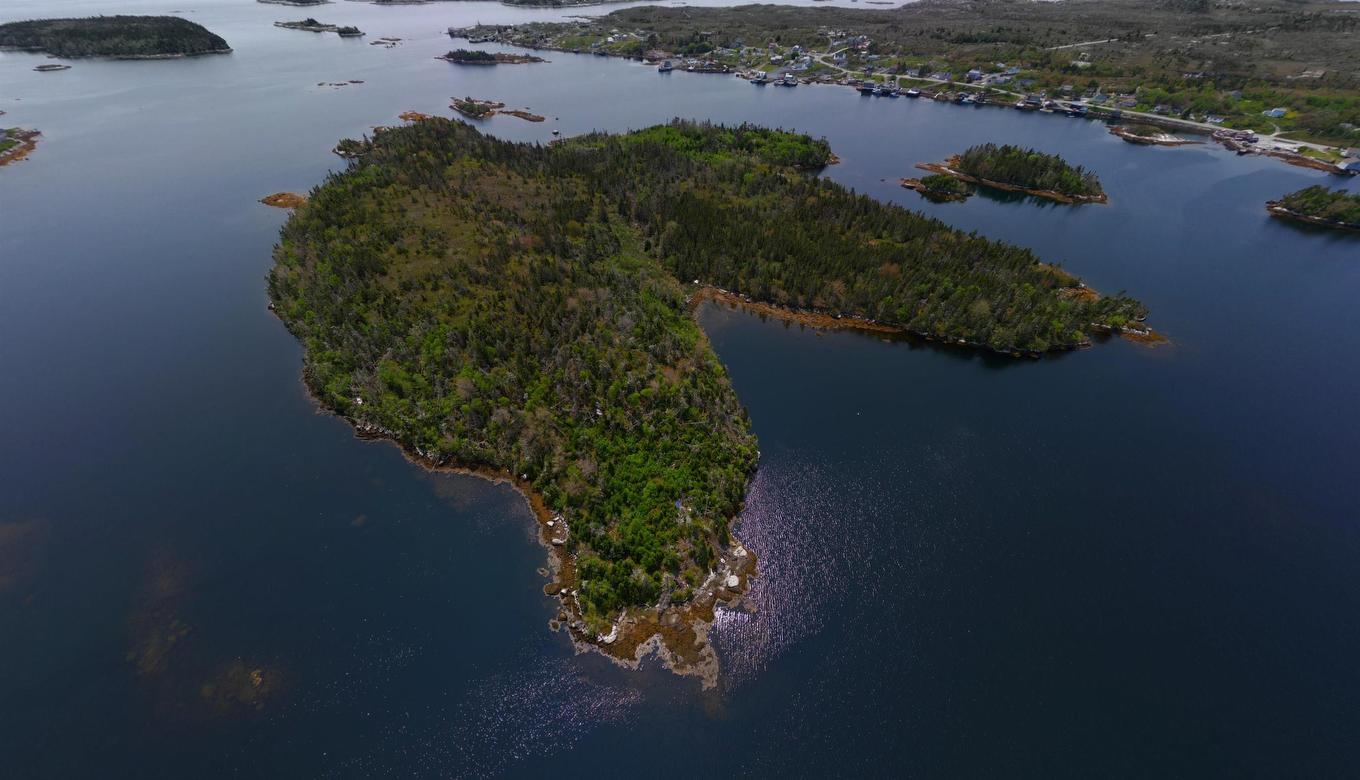 Lot 1 Privateer Island, West Dover, NS