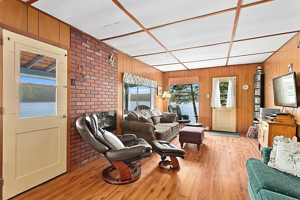 Living room - 18C Ch. Durant, Clarendon, QC - Indoor