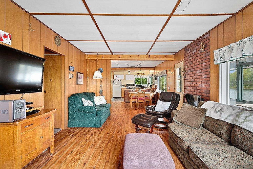 Living room - 18C Ch. Durant, Clarendon, QC - Indoor