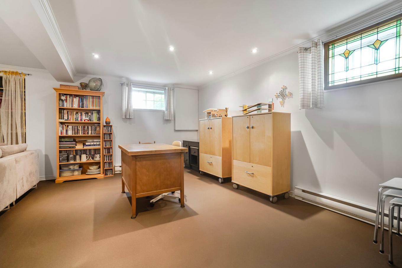 Salle familiale - 1245 Rue Laurent-Perreault, Chambly, QC - Indoor