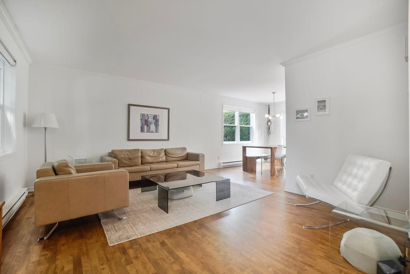 Salon - 1245 Rue Laurent-Perreault, Chambly, QC - Indoor Photo Showing Living Room