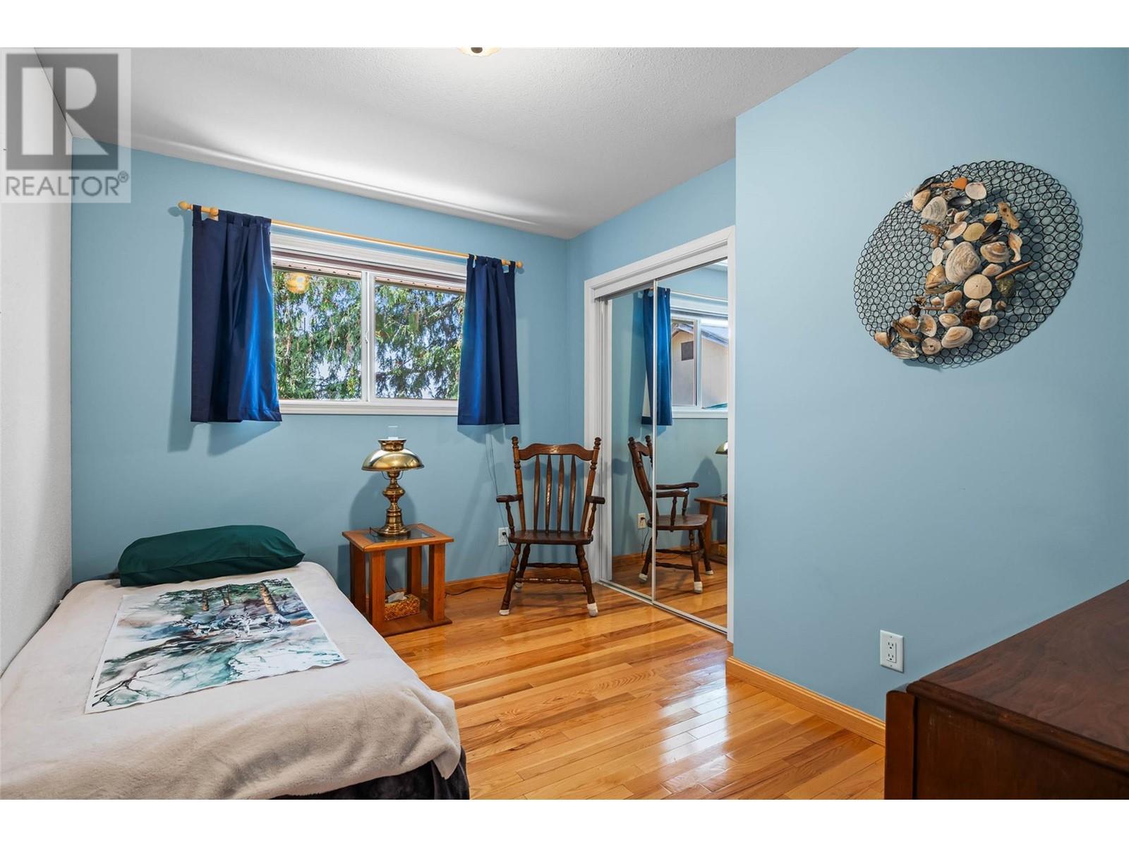 1837 Archibald Road Unit# 115, Blind Bay, BC - Indoor Photo Showing Bedroom