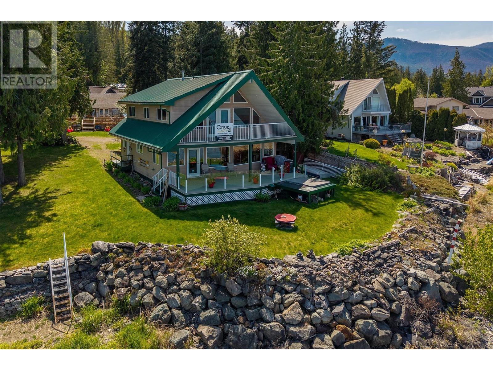 1837 Archibald Road Unit# 115, Blind Bay, BC - Outdoor With Deck Patio Veranda