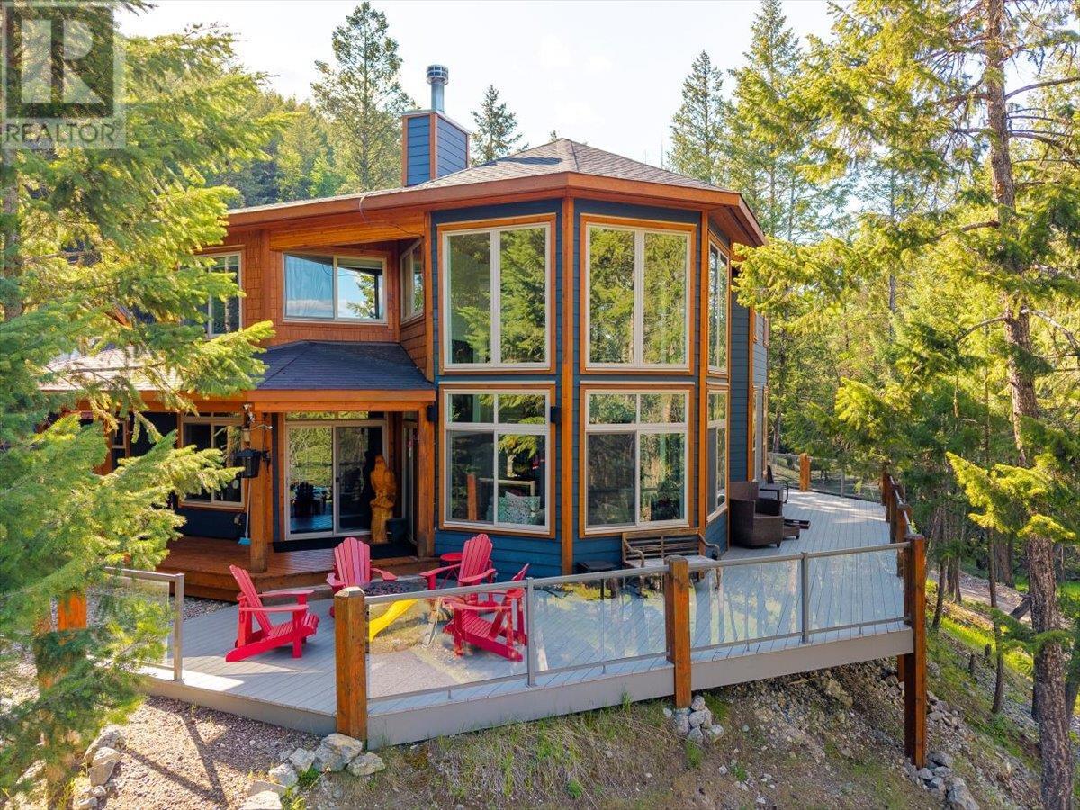 9942 Osprey Landing Drive, Wardner, BC - Outdoor With Deck Patio Veranda