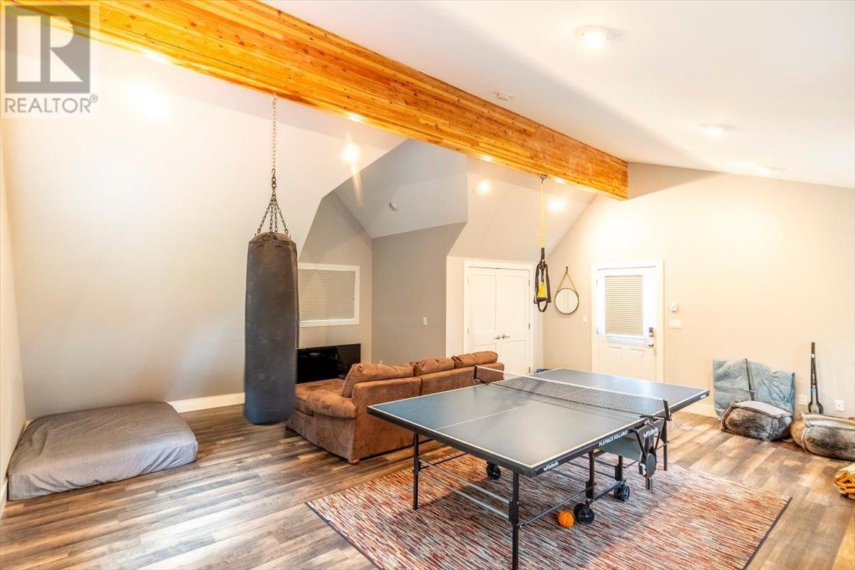 Above the garage - 9942 Osprey Landing Drive, Wardner, BC - Indoor