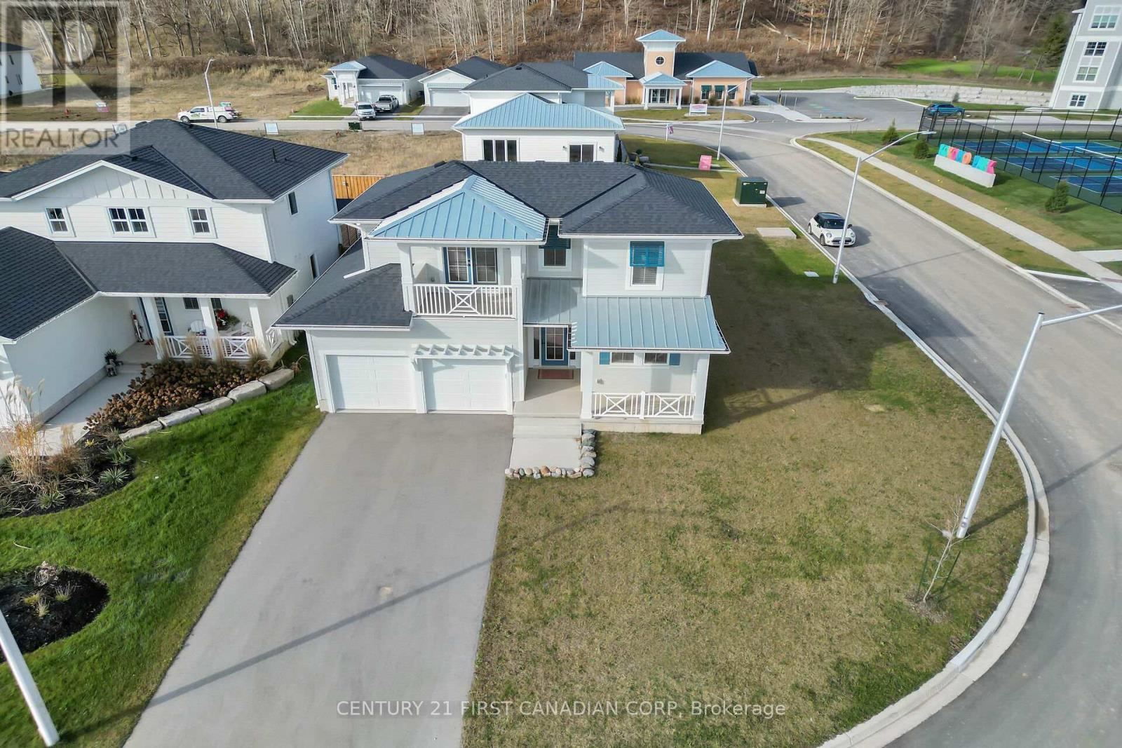 403 Breakwater Boulevard, Central Elgin (Port Stanley), ON - Outdoor