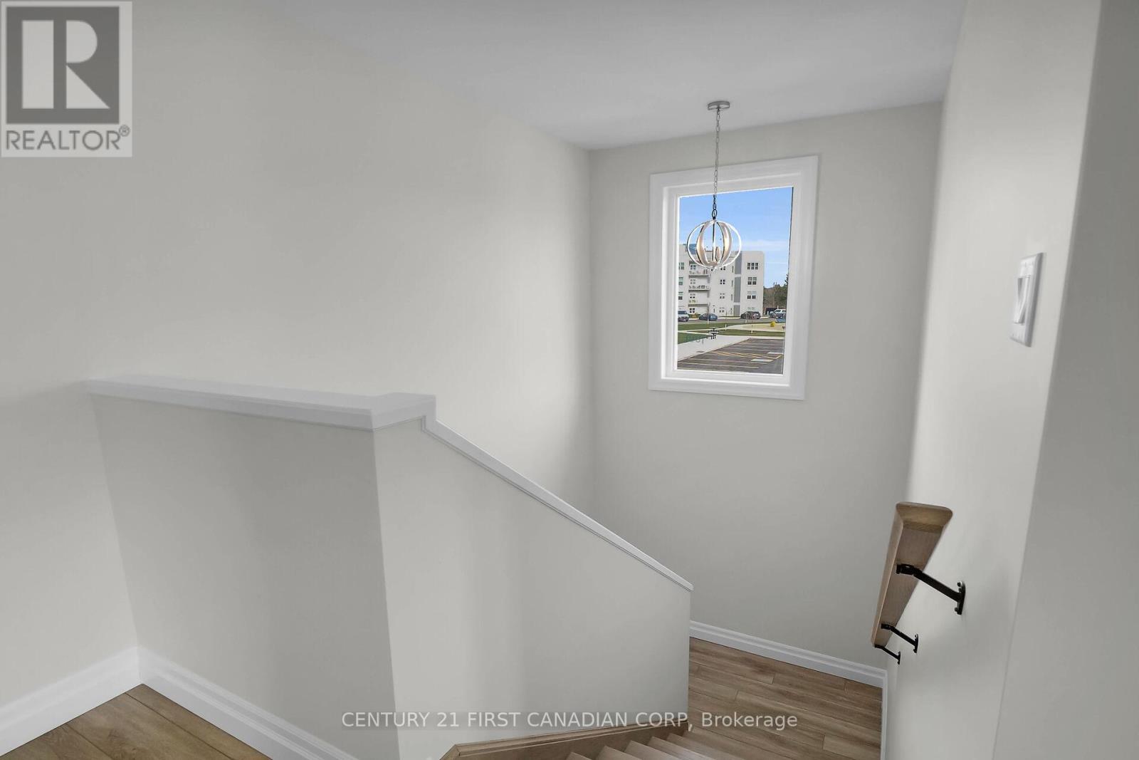 403 Breakwater Boulevard, Central Elgin (Port Stanley), ON - Indoor Photo Showing Other Room