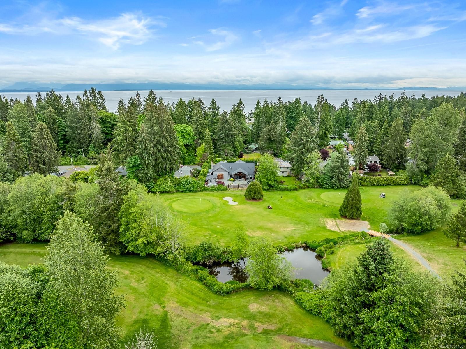 8899 Henderson Ave, Black Creek, BC