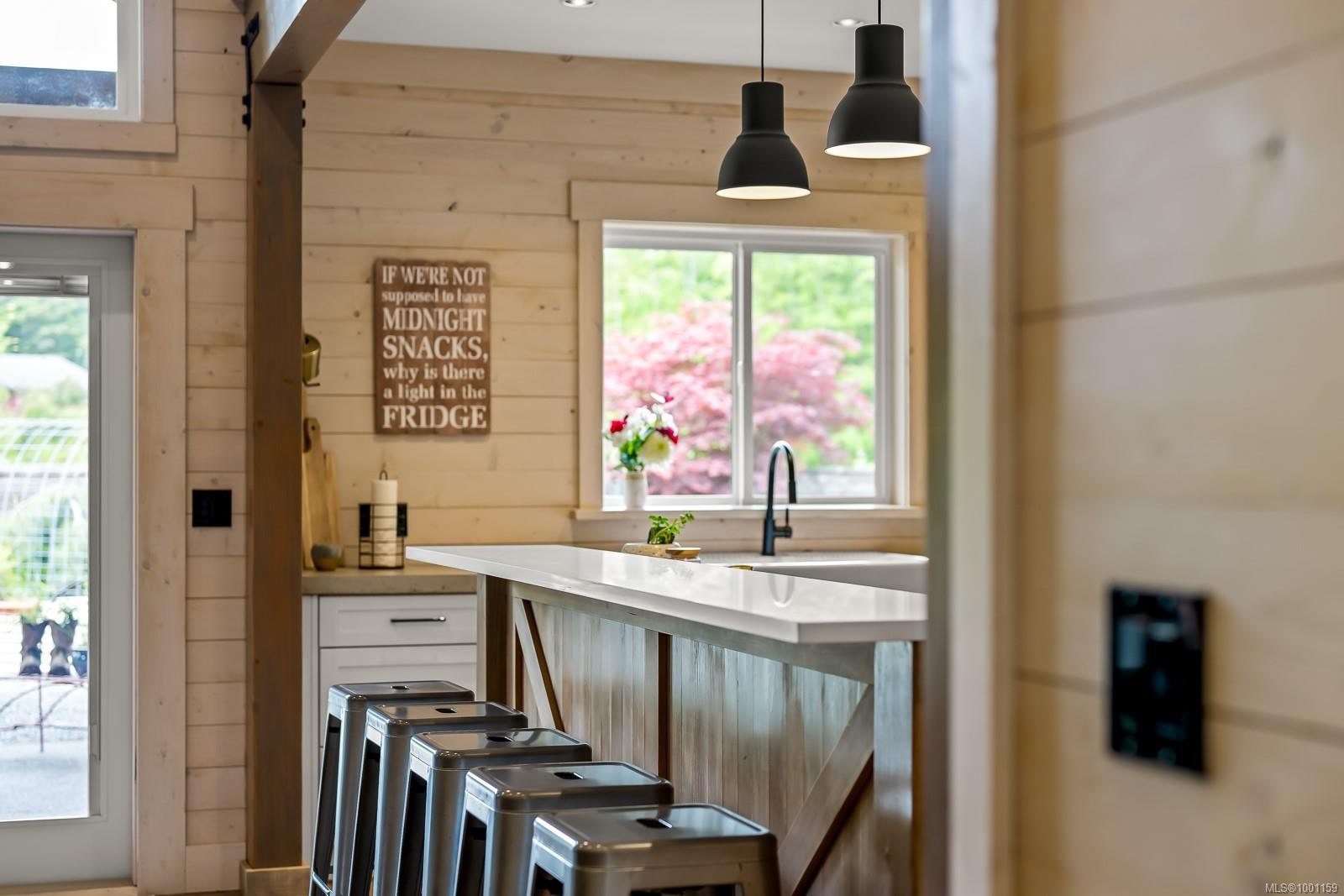 8899 Henderson Ave, Black Creek, BC