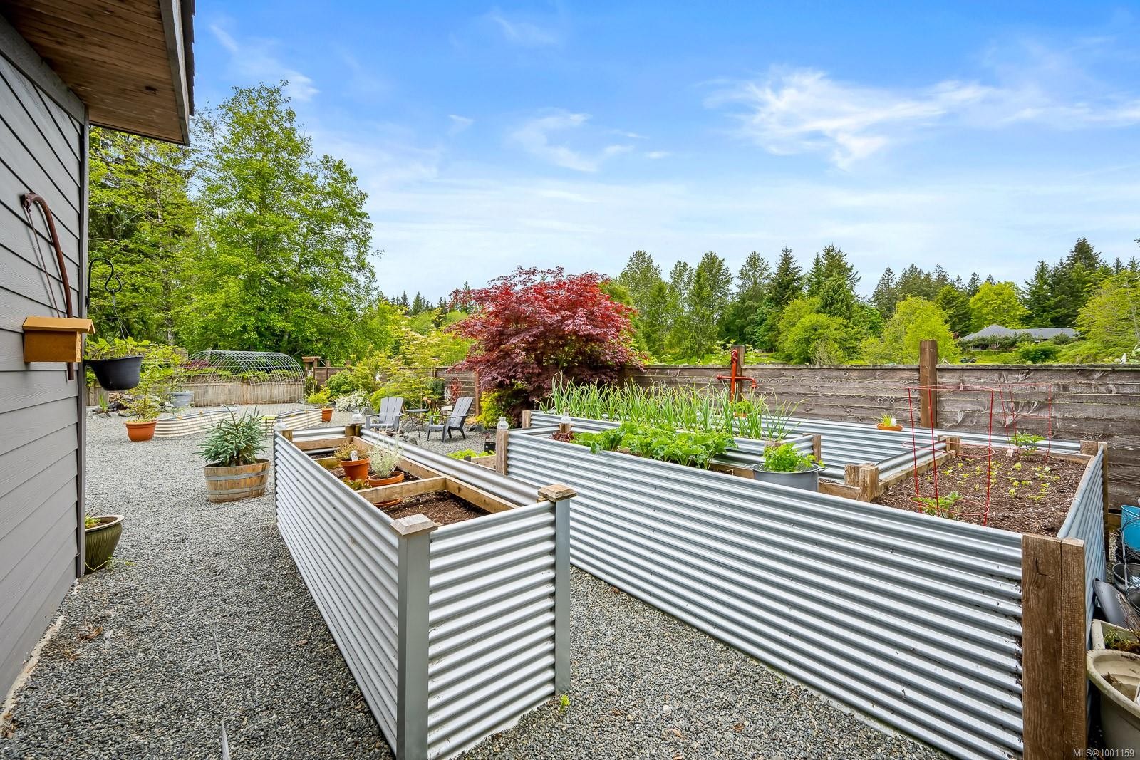 8899 Henderson Ave, Black Creek, BC