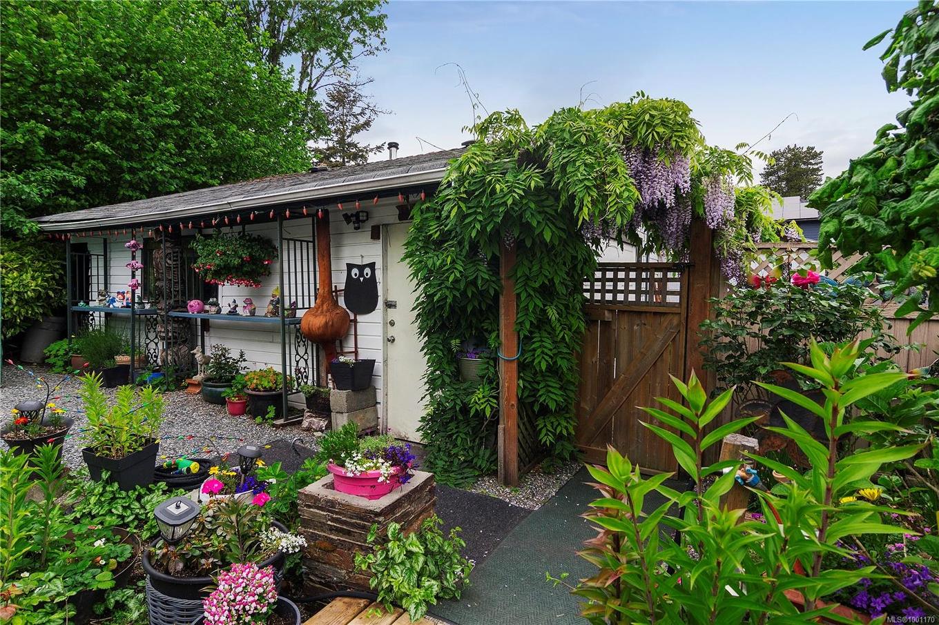 762 Albert St, Nanaimo, BC