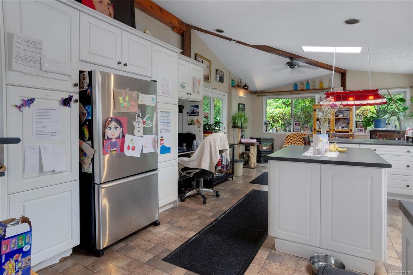 762 Albert St, Nanaimo, BC