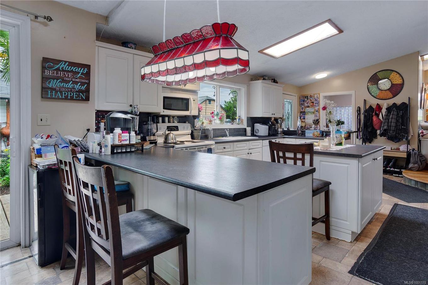 762 Albert St, Nanaimo, BC