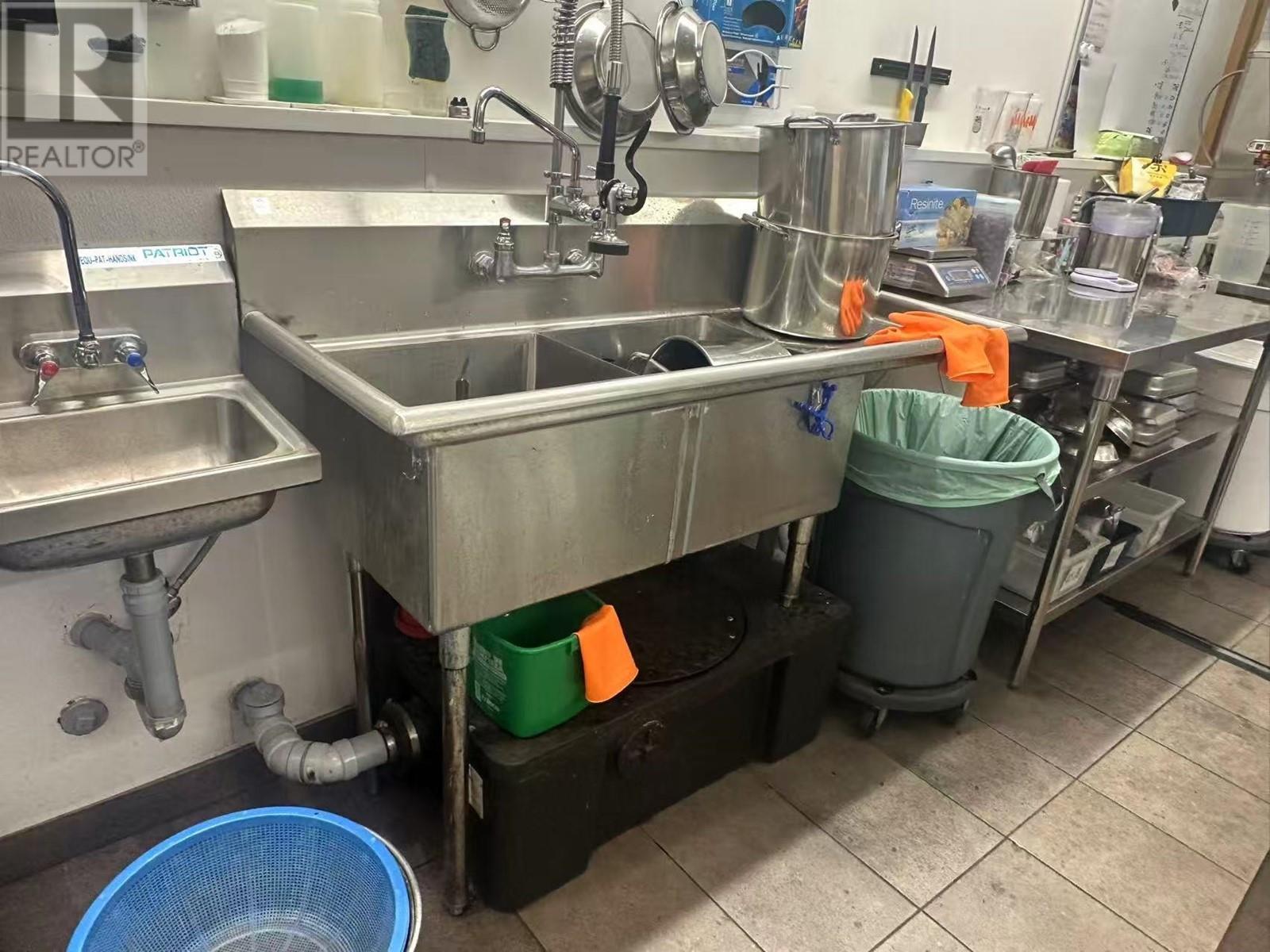 1175 Robson Street, Vancouver, BC