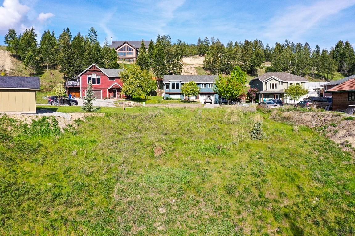 2161 Pinetree Place, Invermere, BC - Outdoor