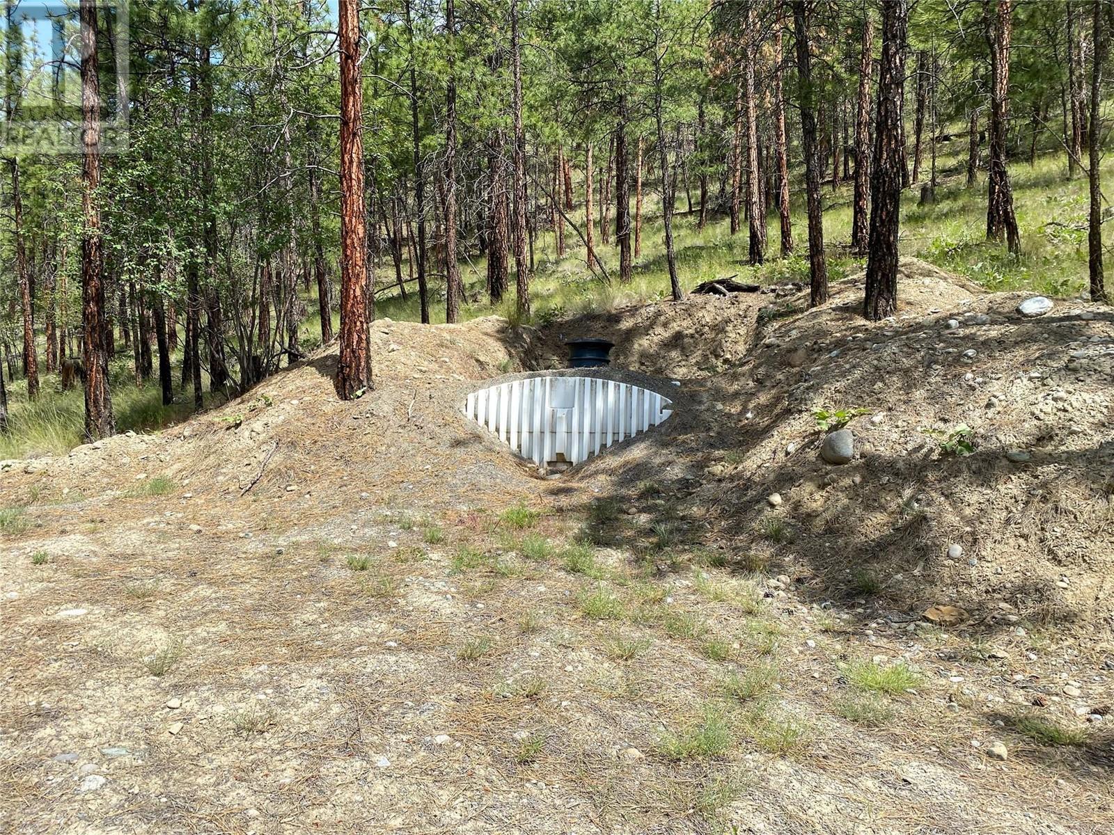 101 Airport Road, Lillooet, BC