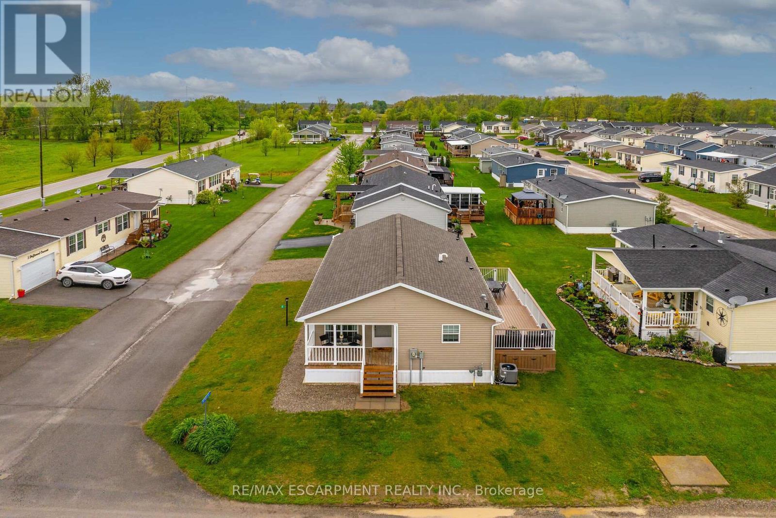 2 Driftwood Crescent, Haldimand, ON - Outdoor With View