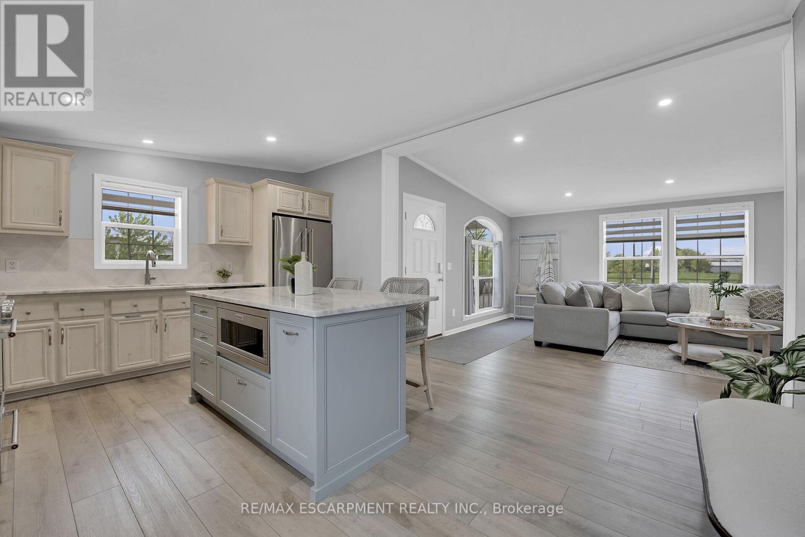 2 Driftwood Crescent, Haldimand, ON - Indoor