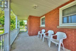 COVERED PRIVATE FRONT PORCH -