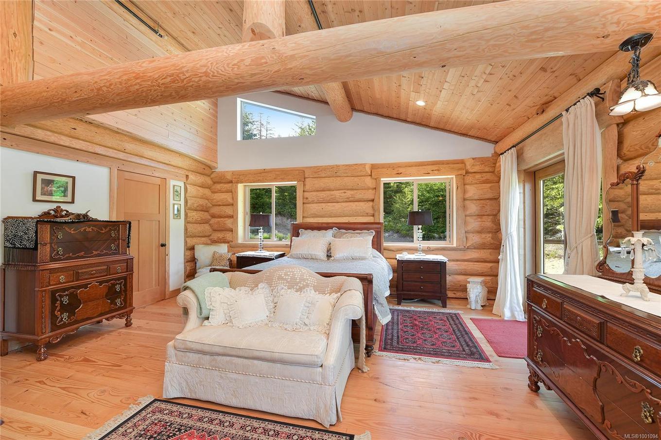 4250 Goldstream Heights Dr, Malahat, BC