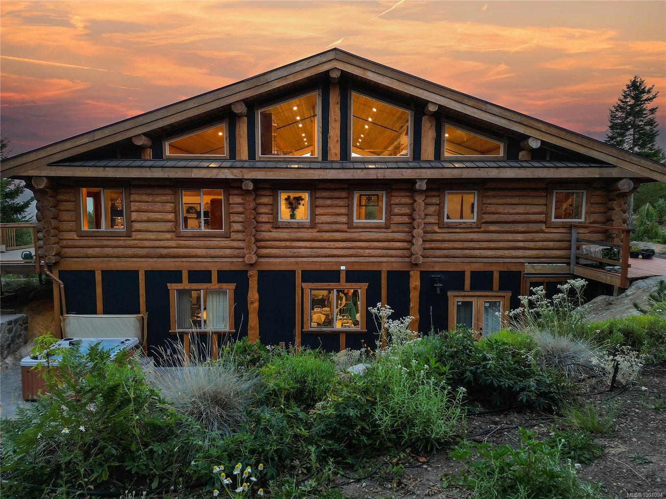 4250 Goldstream Heights Dr, Malahat, BC