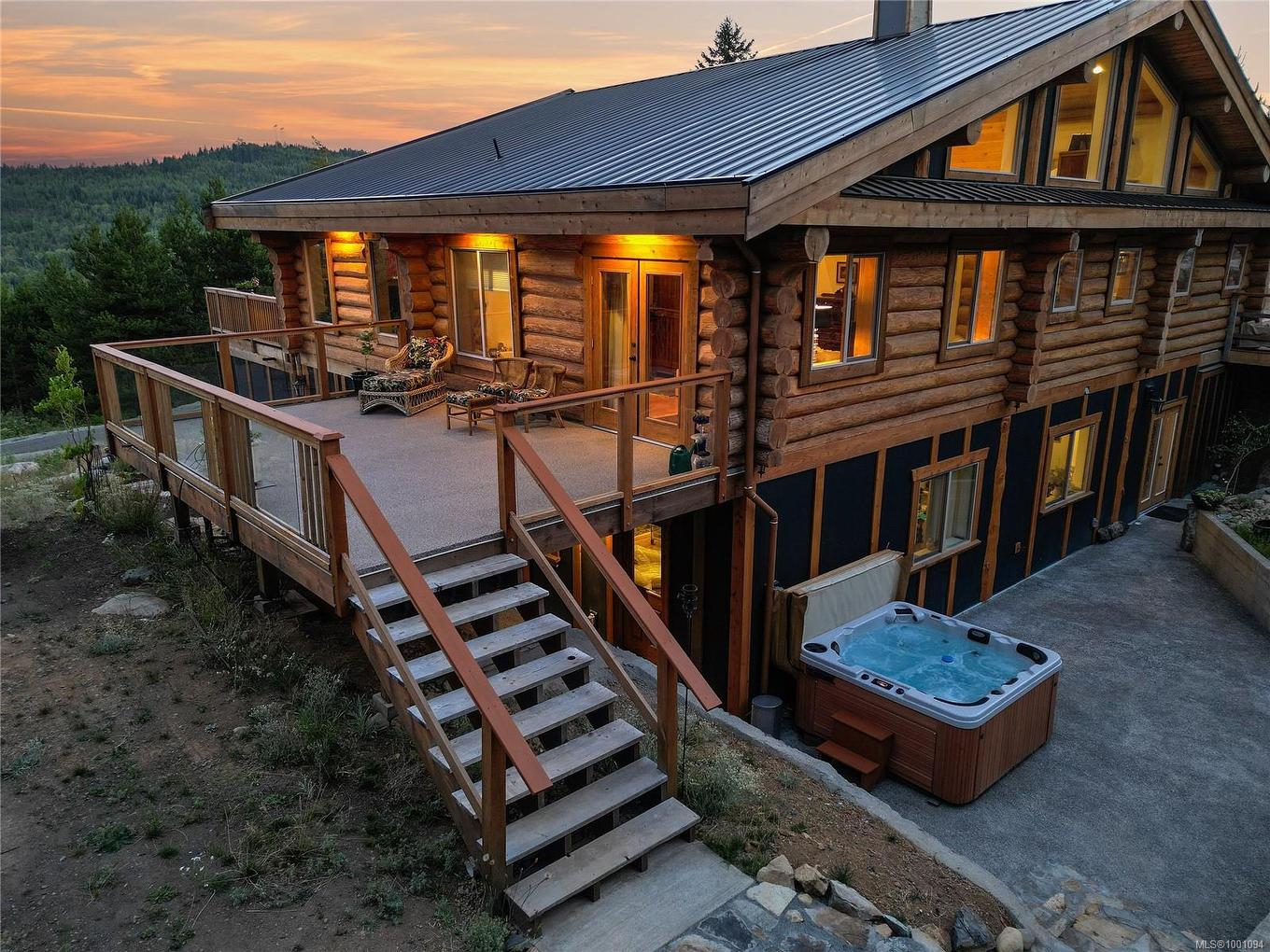 4250 Goldstream Heights Dr, Malahat, BC