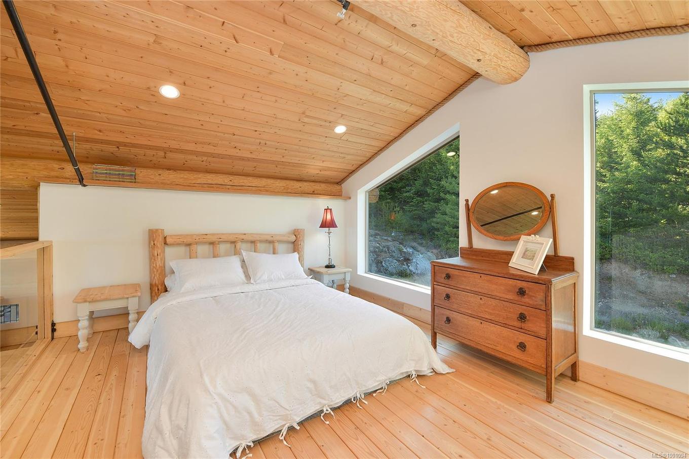 4250 Goldstream Heights Dr, Malahat, BC