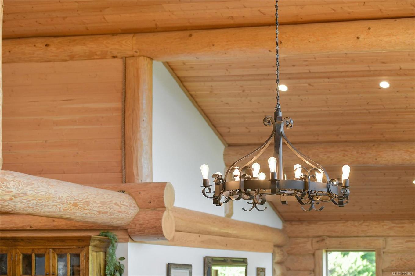 4250 Goldstream Heights Dr, Malahat, BC