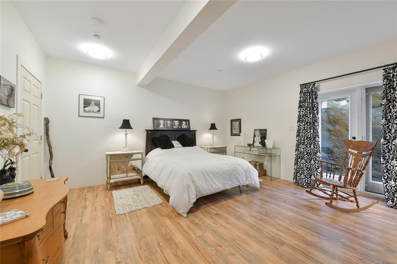 4250 Goldstream Heights Dr, Malahat, BC