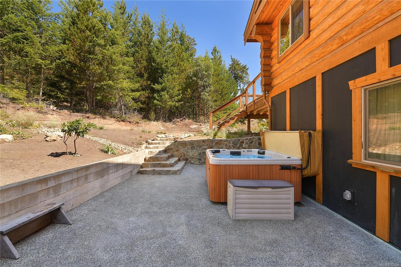 4250 Goldstream Heights Dr, Malahat, BC