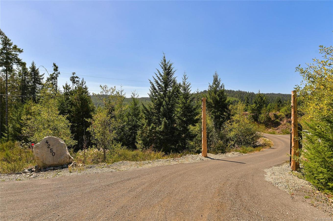 4250 Goldstream Heights Dr, Malahat, BC