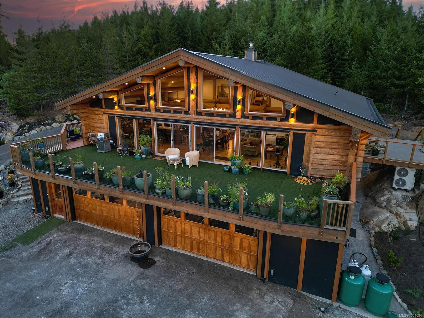 4250 Goldstream Heights Dr, Malahat, BC