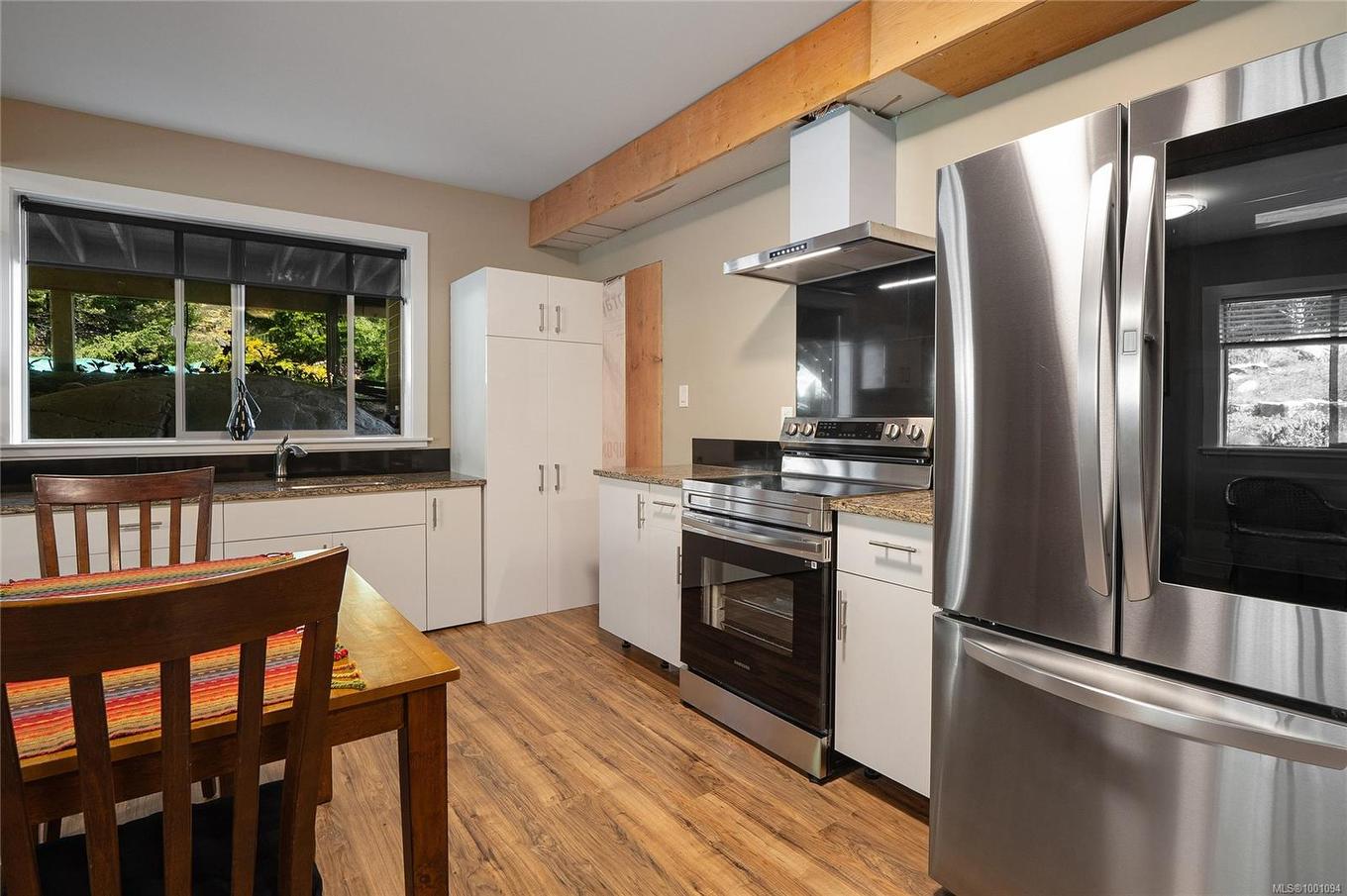 4250 Goldstream Heights Dr, Malahat, BC