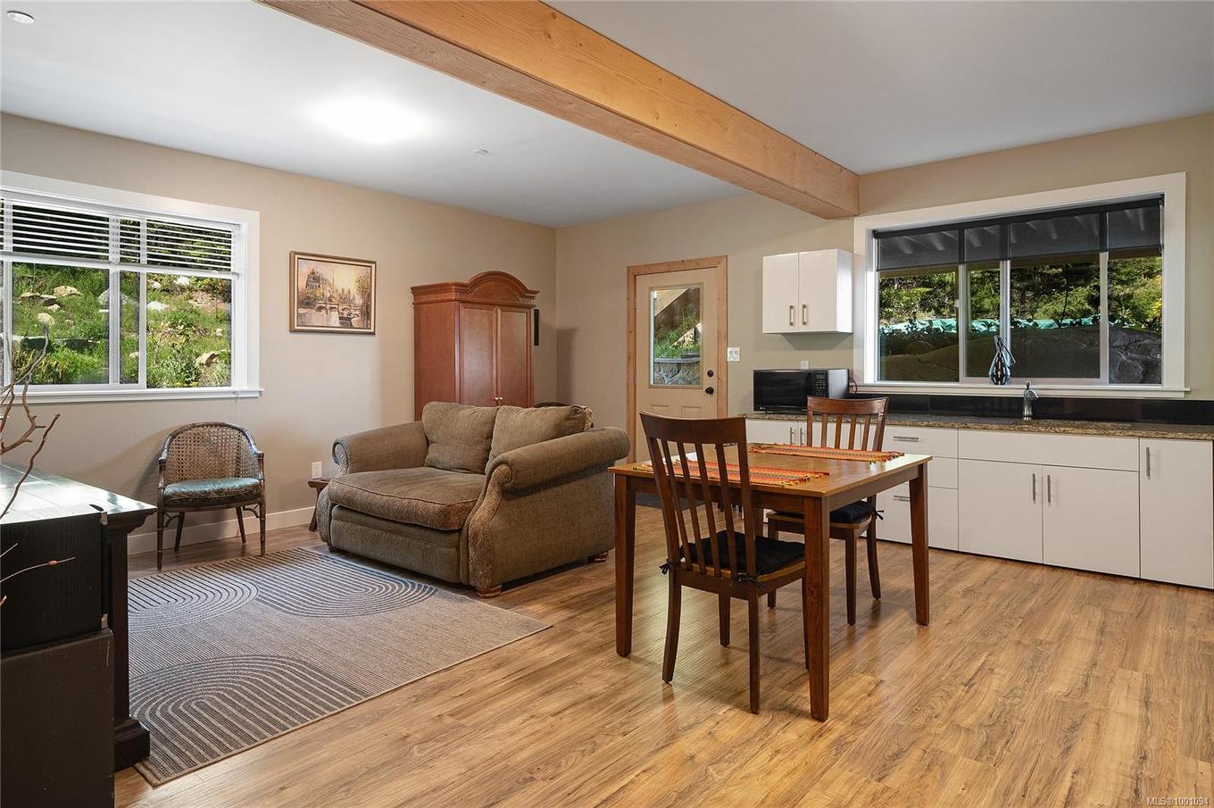 4250 Goldstream Heights Dr, Malahat, BC