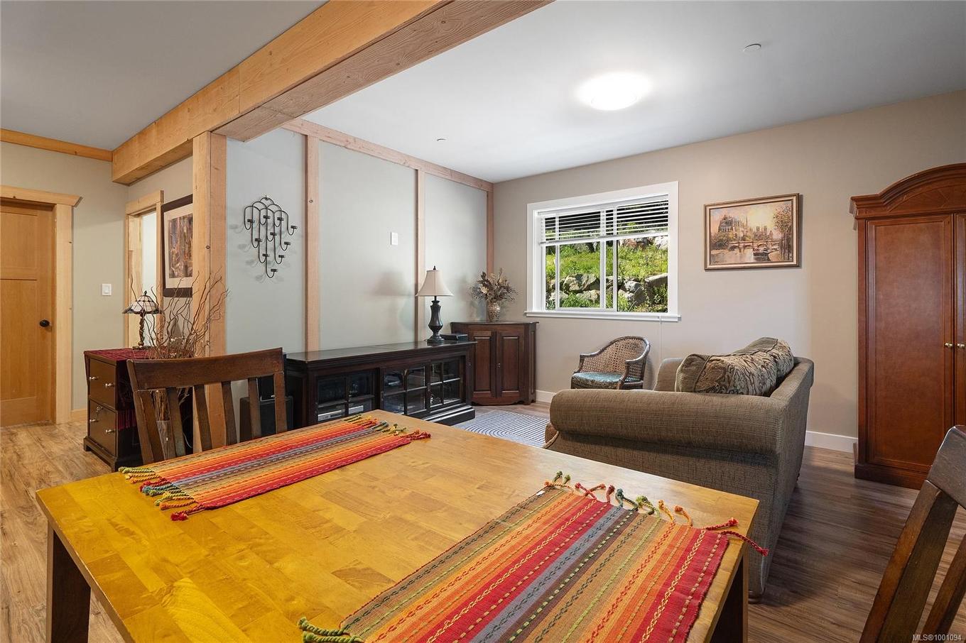 4250 Goldstream Heights Dr, Malahat, BC