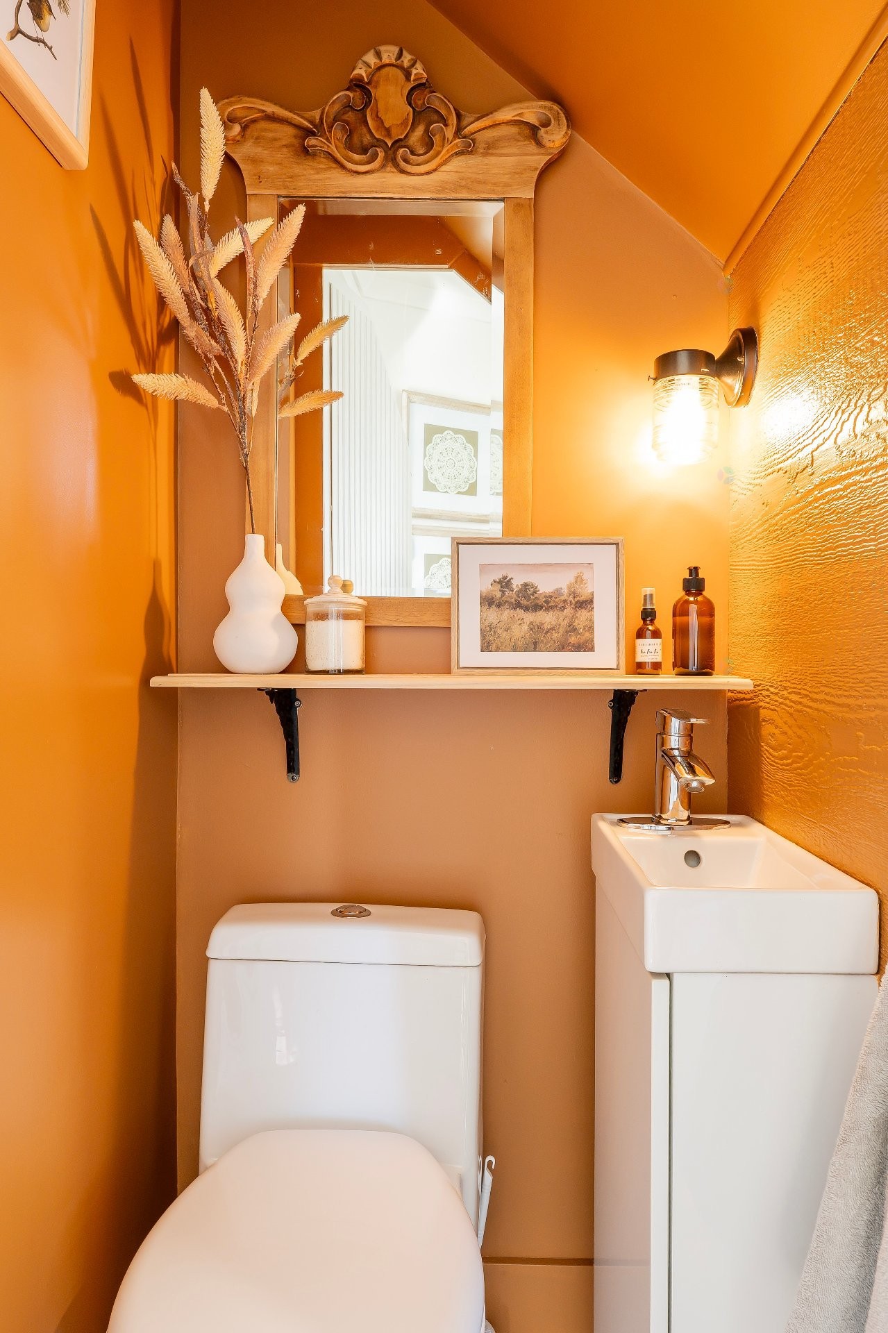 Powder room - 36 Ch. Park, Grosse-Île, QC - Indoor Photo Showing Laundry Room