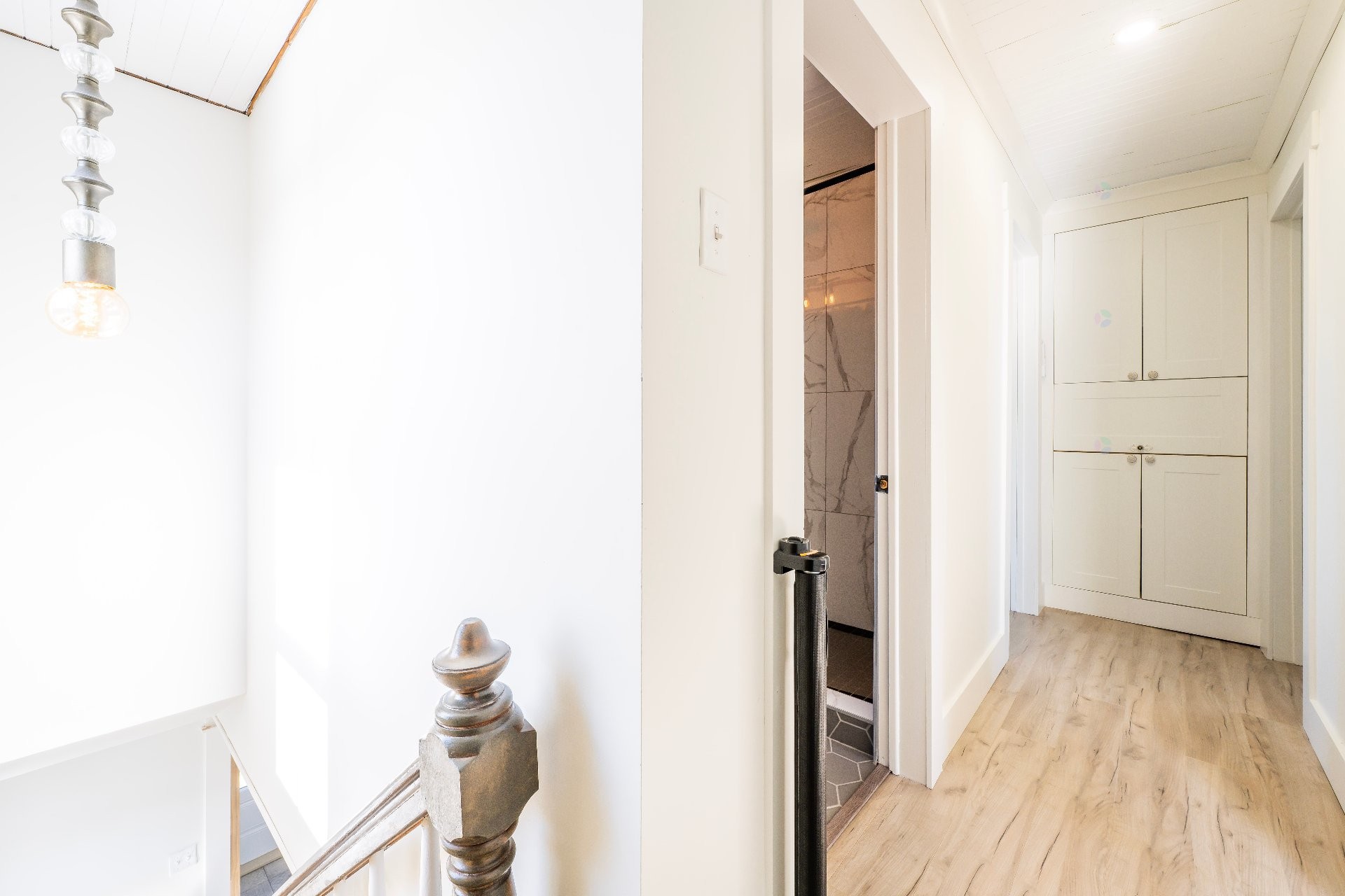 Passageway - 36 Ch. Park, Grosse-Île, QC - Indoor Photo Showing Other Room