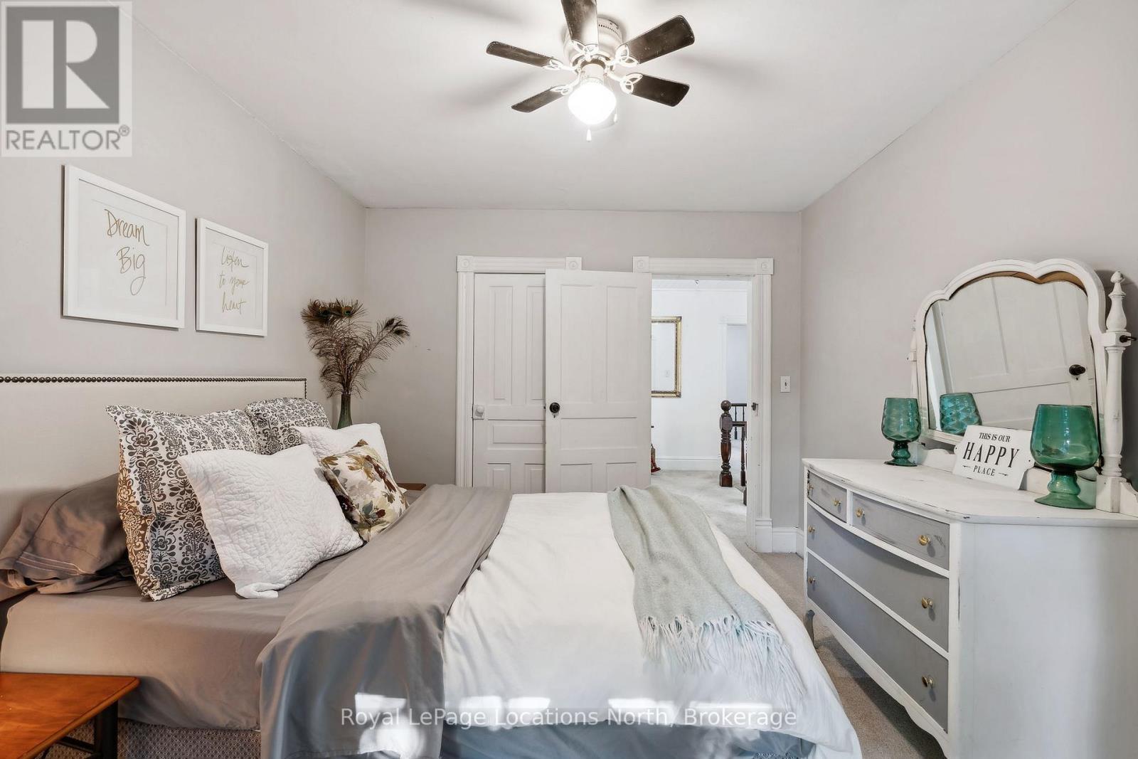 2605 County 42 Road, Clearview, ON - Indoor Photo Showing Bedroom