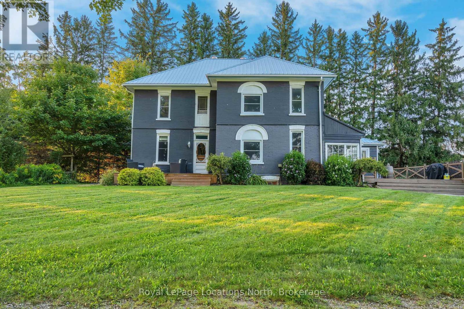 2605 County 42 Road, Clearview, ON - Outdoor With Facade