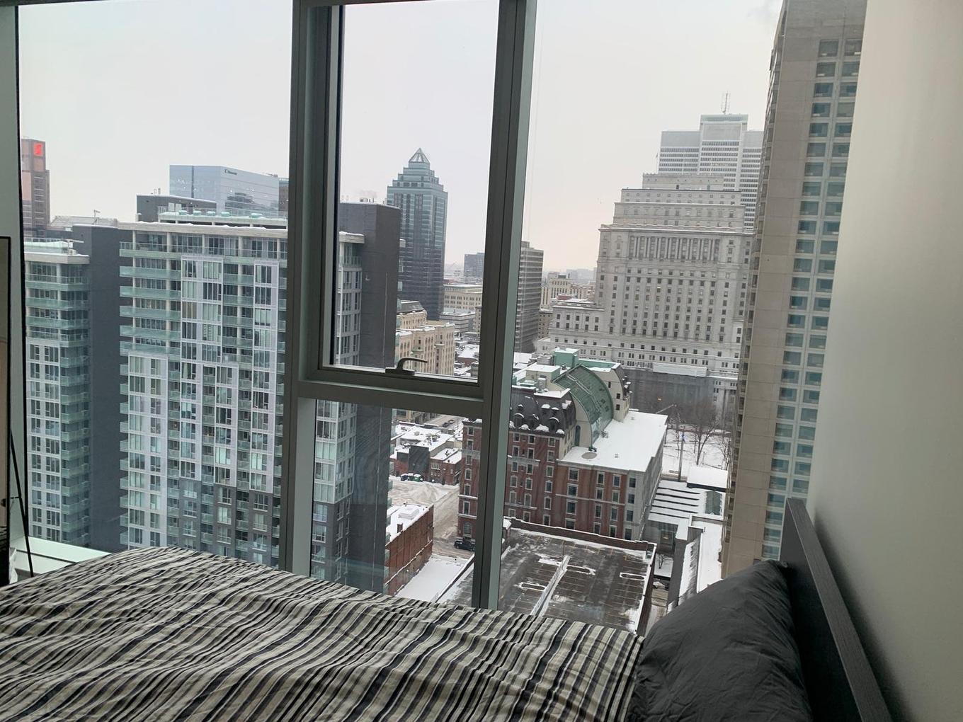 Chambre à coucher principale - 2101-1155 Rue De La Montagne, Montréal (Ville-Marie), QC - Indoor Photo Showing Other Room