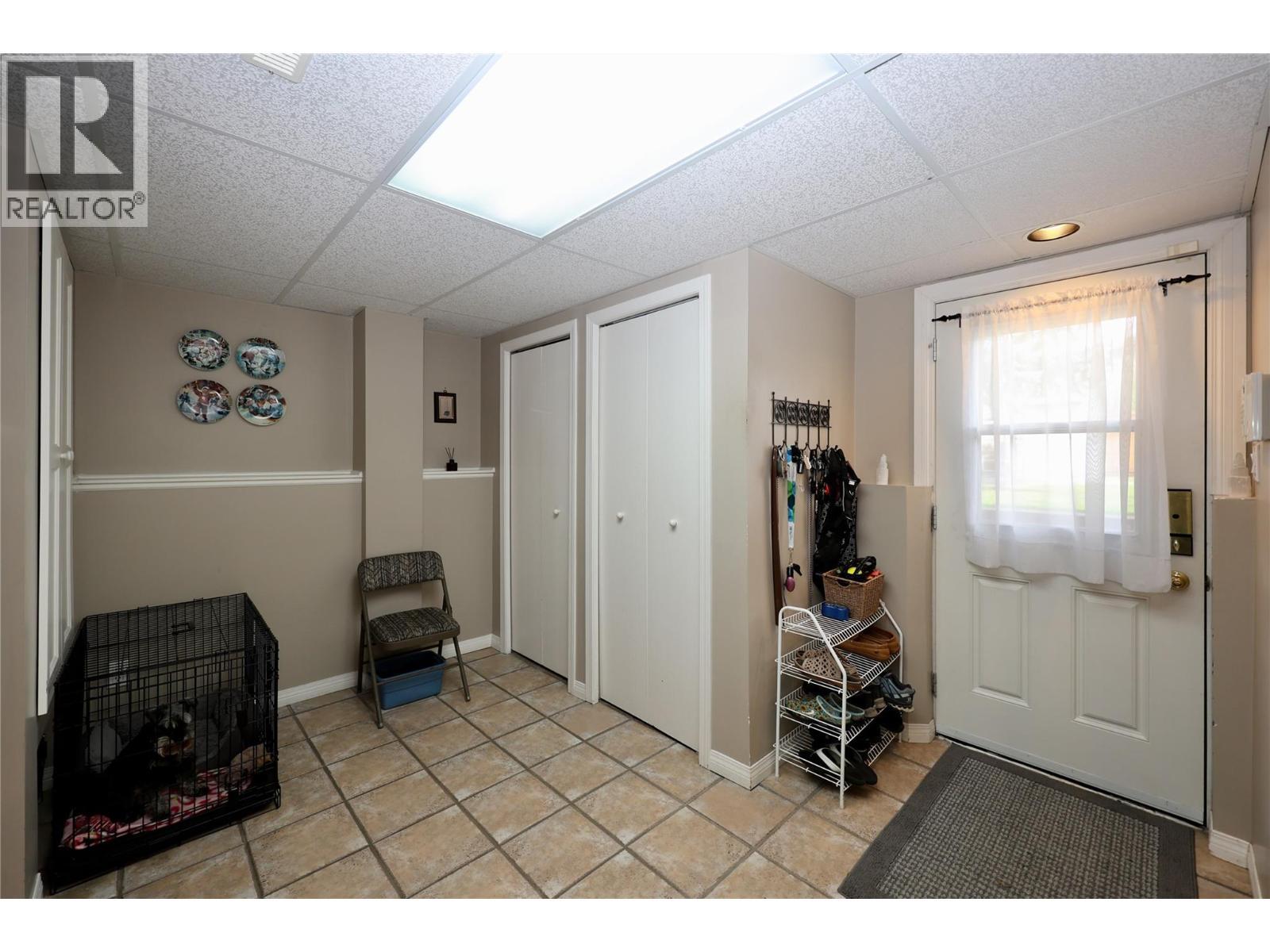 1440 Birch Crescent, Golden, BC - Indoor Photo Showing Other Room