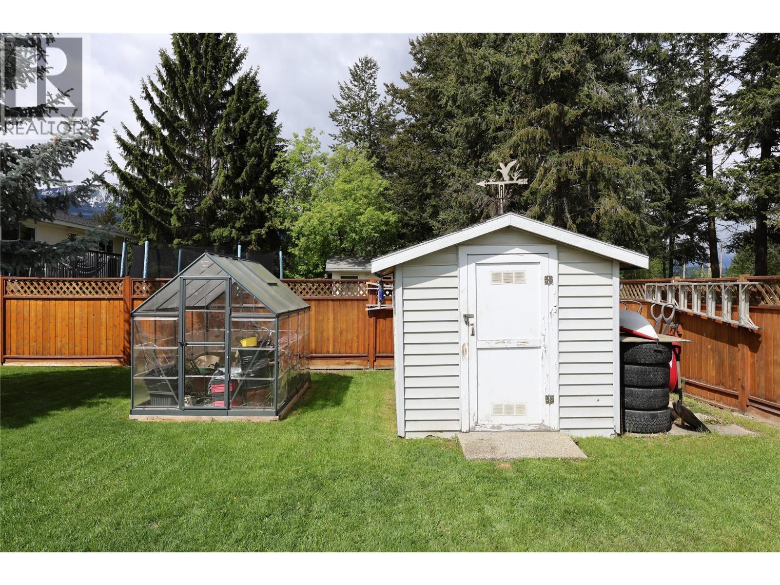 1440 Birch Crescent, Golden, BC - Outdoor