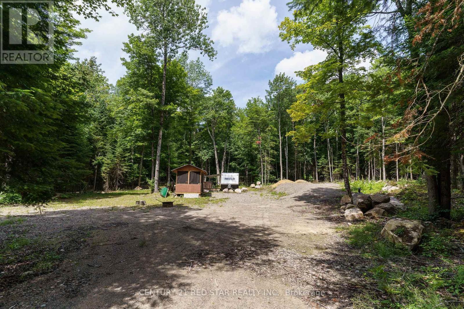 2978 Glamorgan Road, Highlands East, ON