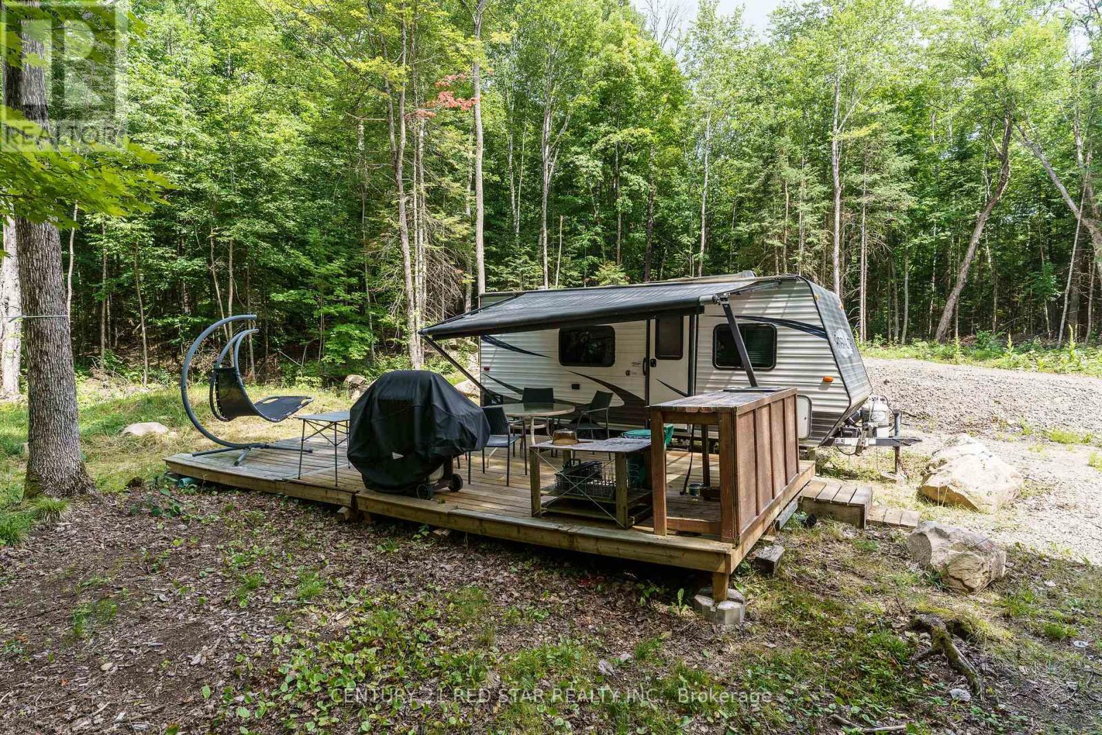 2978 Glamorgan Road, Highlands East, ON