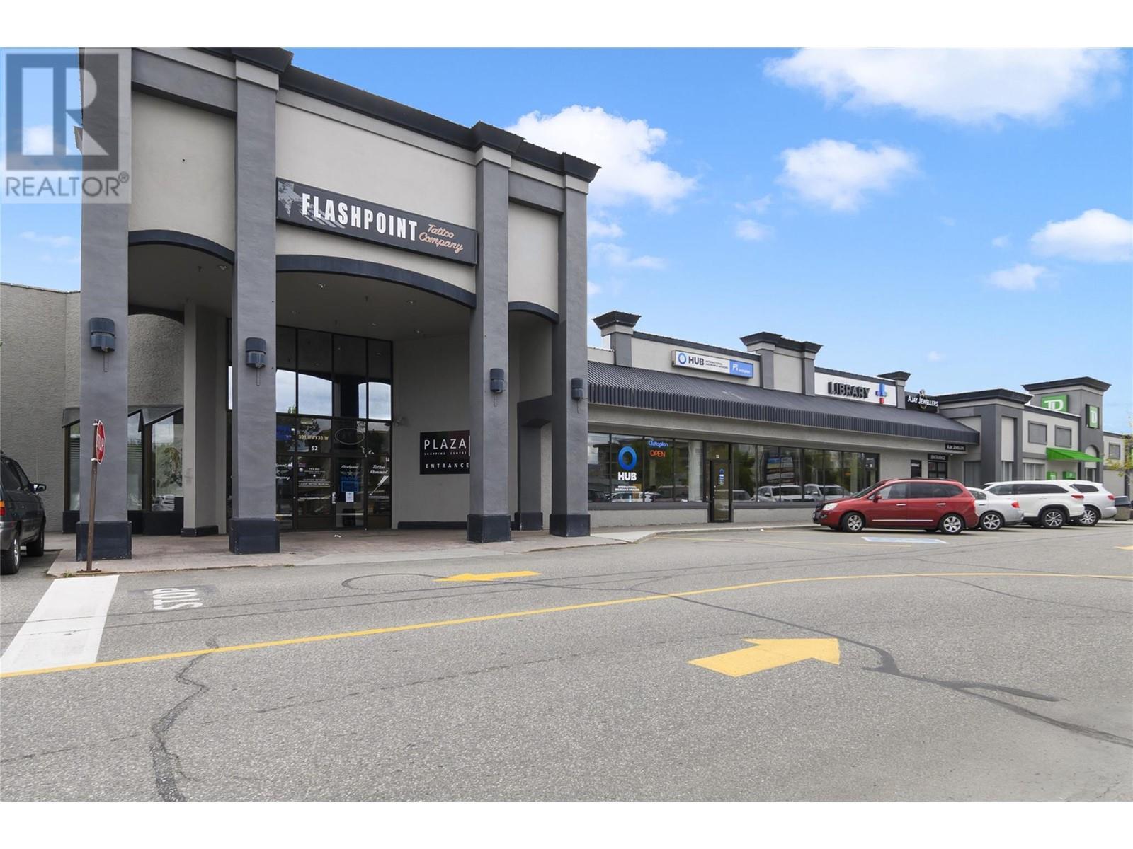 195 & 301 33 Highway W, Kelowna, BC