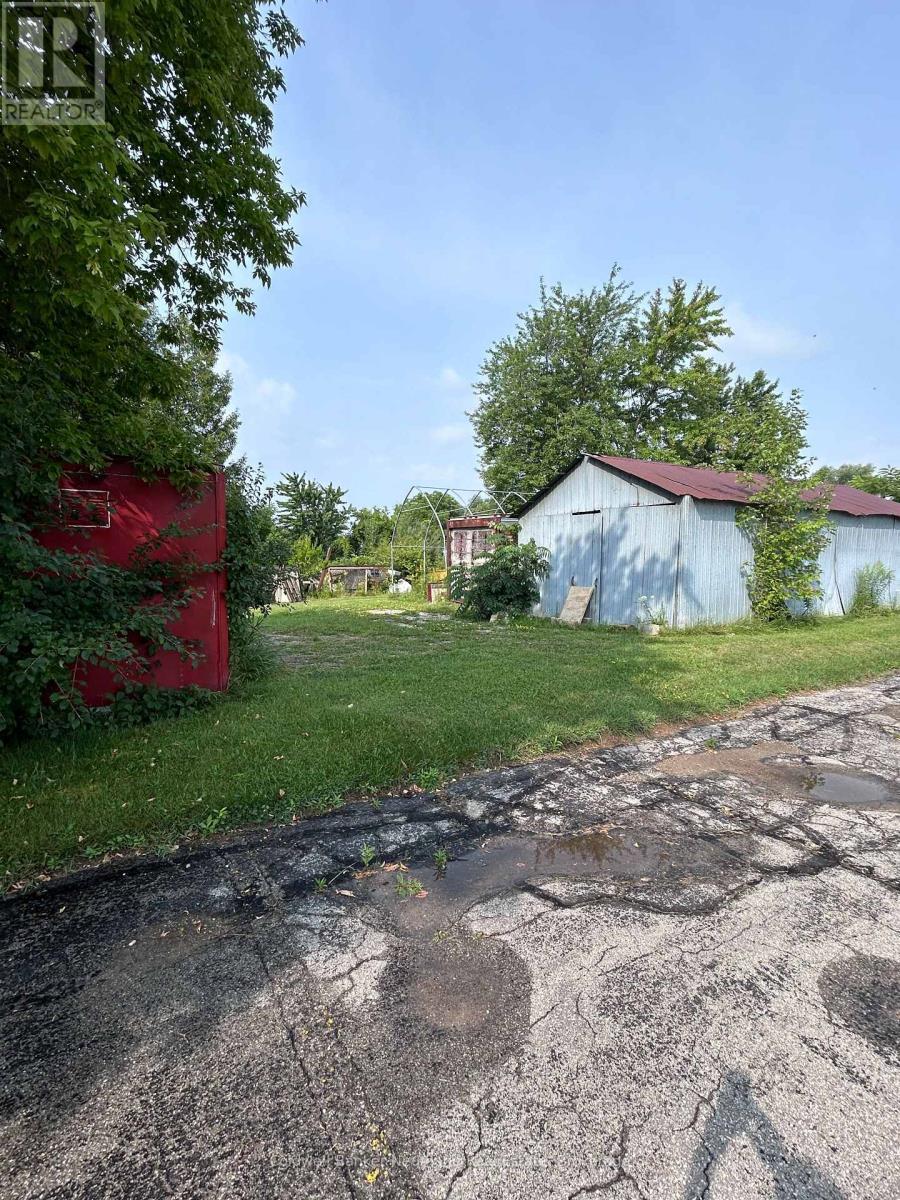 393 Woodlawn Road W, Guelph (Willow West/Sugarbush/West Acres), ON