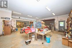 INDUSTRIAL SHOP OFF OF THE RESIDENTAIL UNIT -