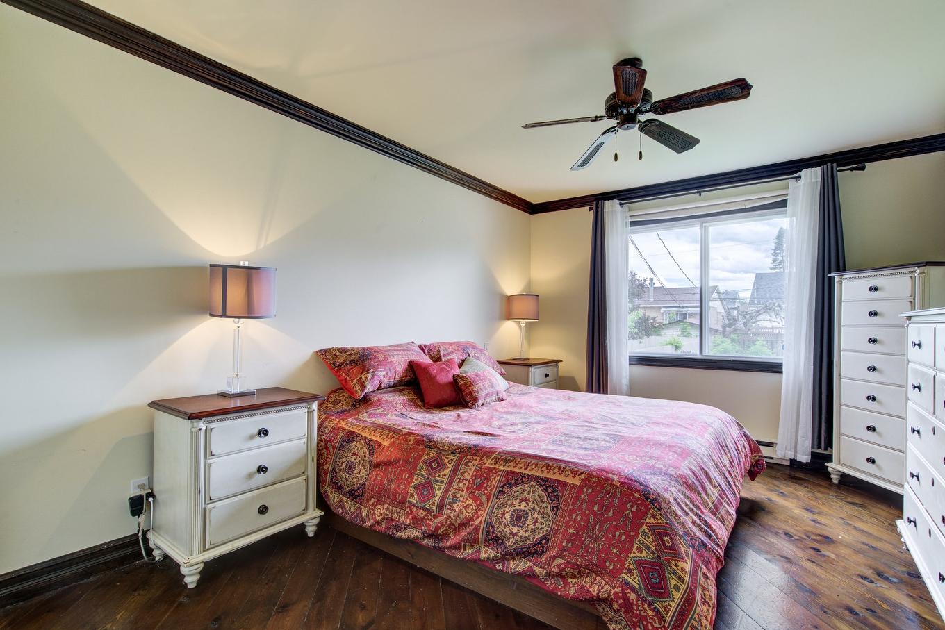 Bedroom - 3965 Rue Howard, Longueuil (Saint-Hubert), QC - Indoor Photo Showing Bedroom