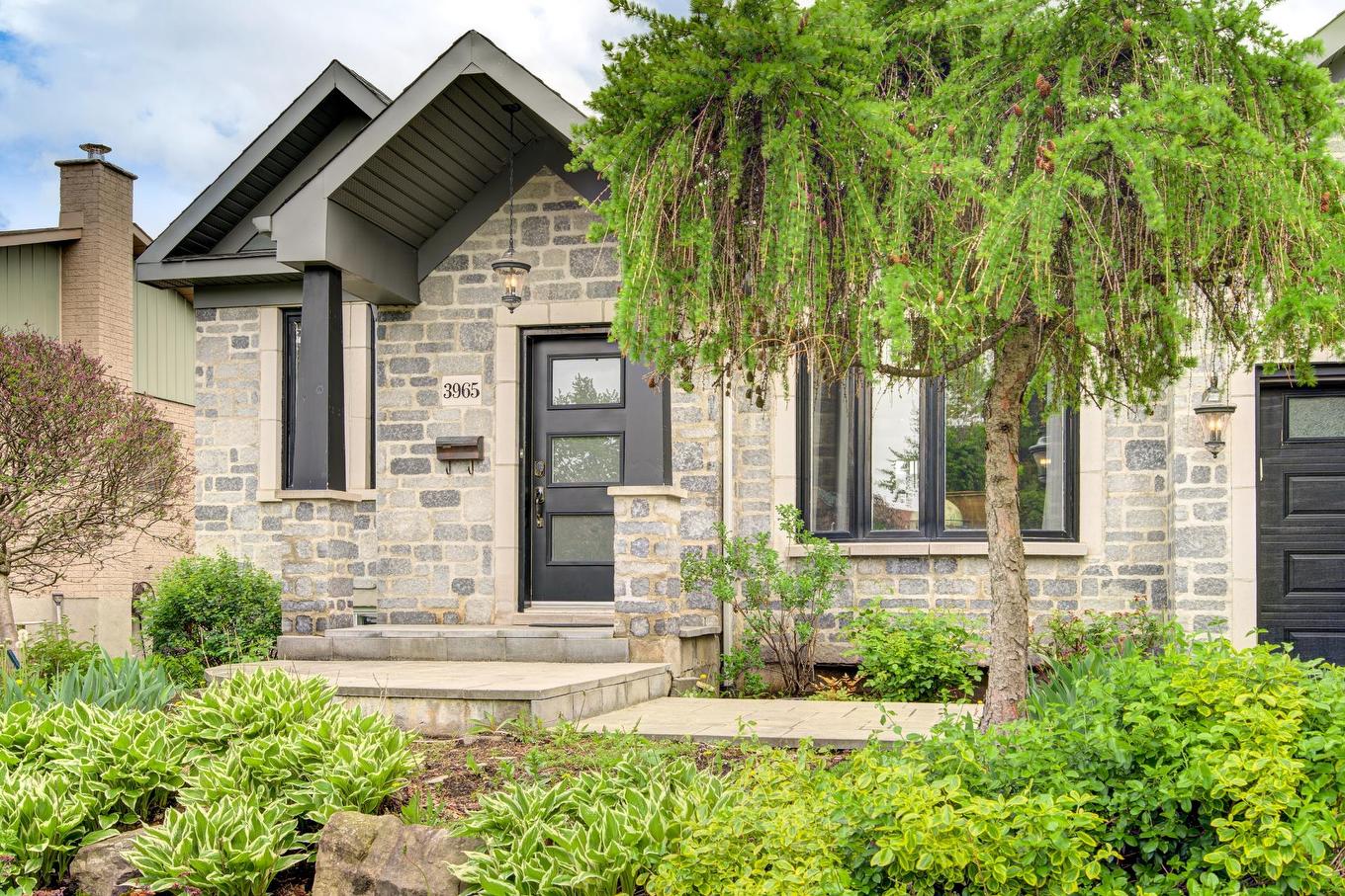 Frontage - 3965 Rue Howard, Longueuil (Saint-Hubert), QC - Outdoor With Facade